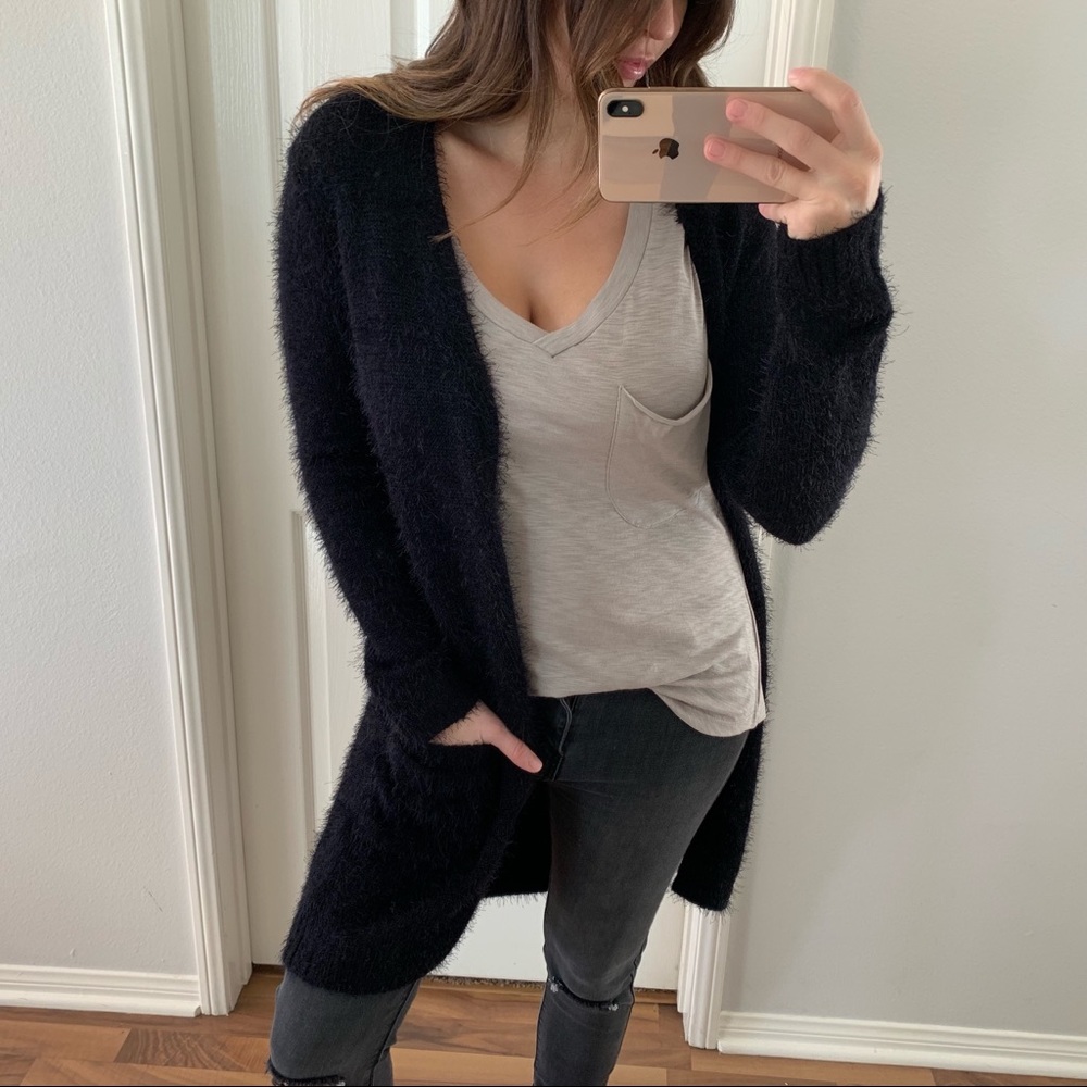 NOT AVAILABLEEE - Picture 2 of 8